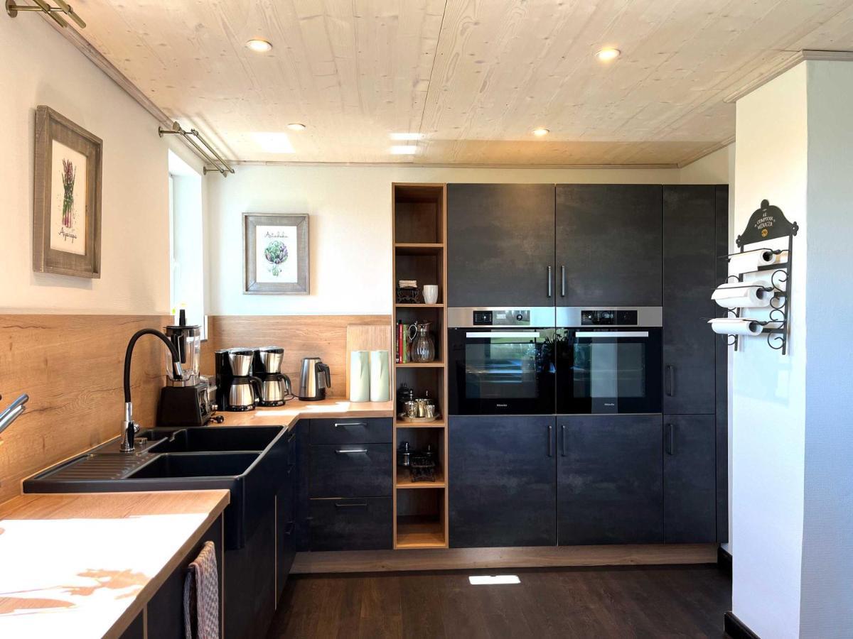 Altes Zollhaus Apartment Hallschlag Bagian luar foto