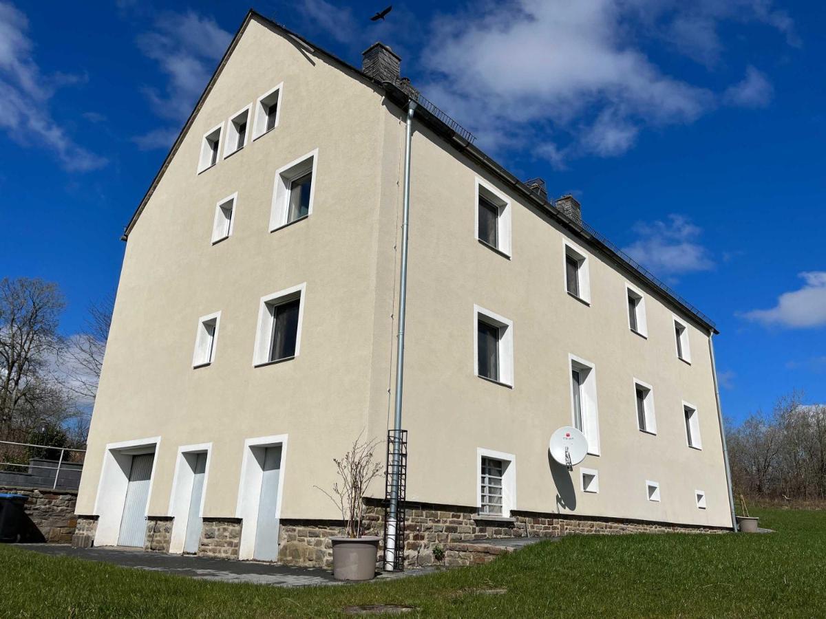 Altes Zollhaus Apartment Hallschlag Bagian luar foto