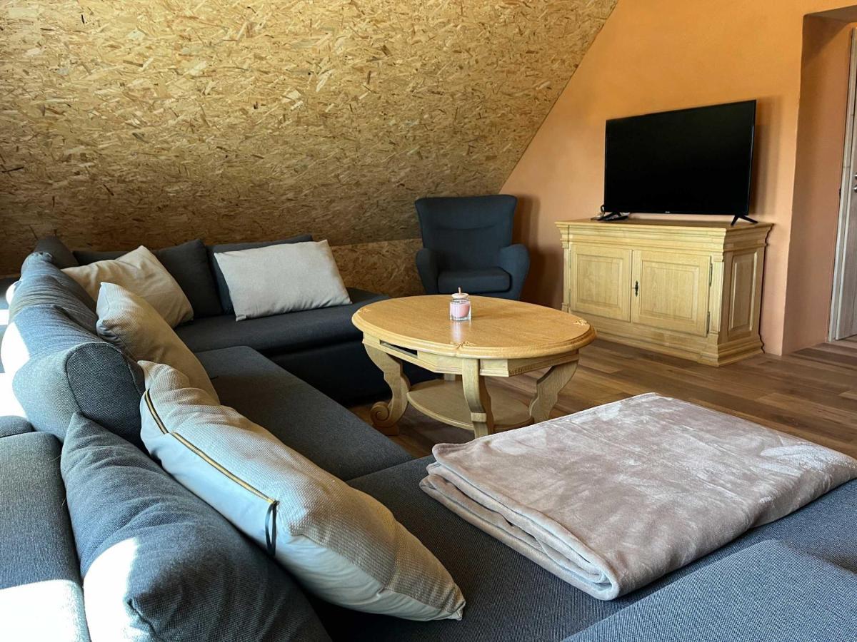 Altes Zollhaus Apartment Hallschlag Bagian luar foto