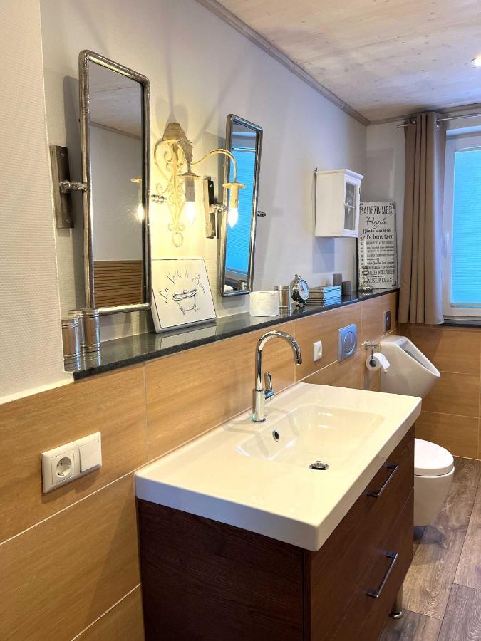 Altes Zollhaus Apartment Hallschlag Bagian luar foto