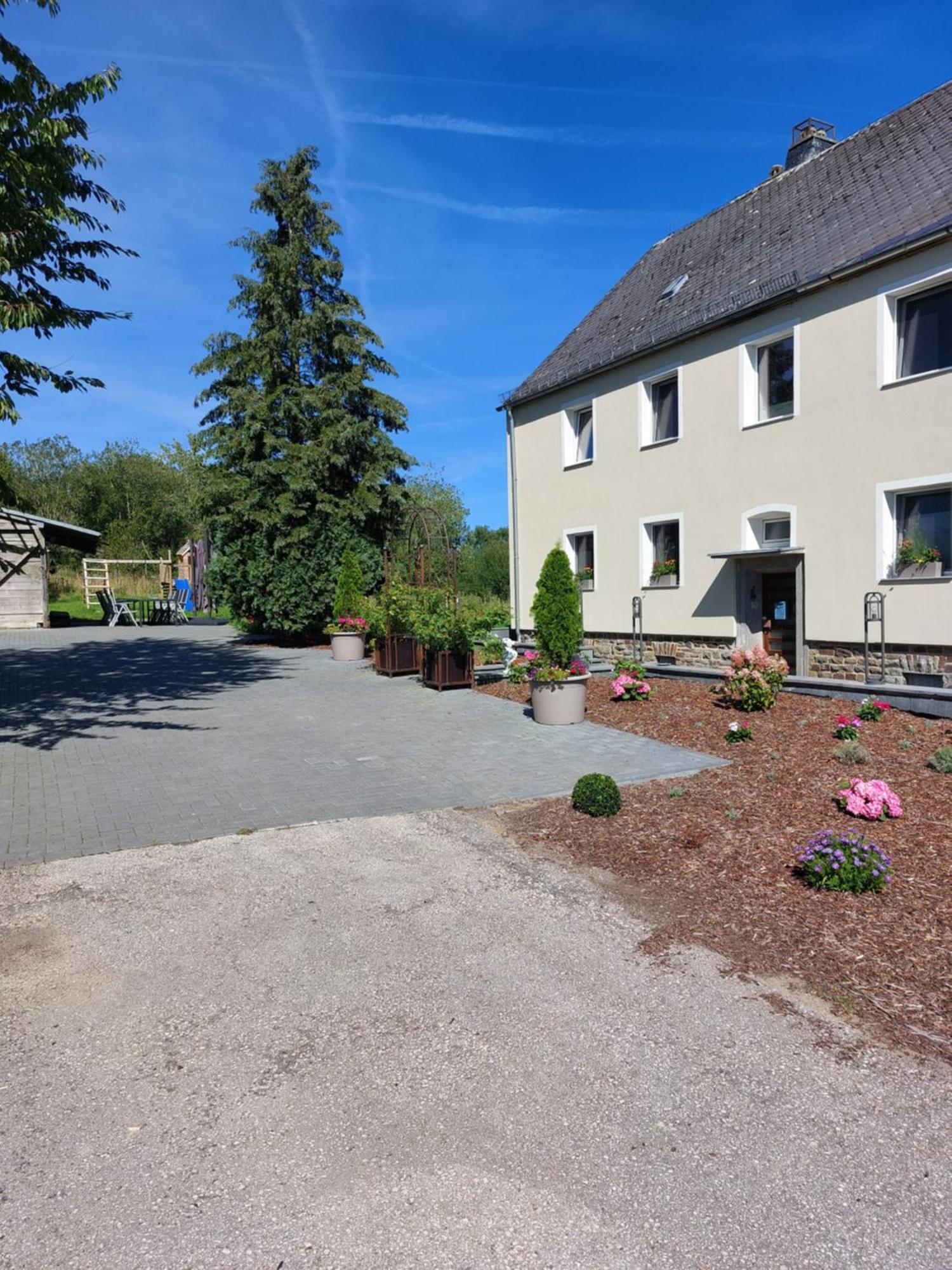 Altes Zollhaus Apartment Hallschlag Bagian luar foto